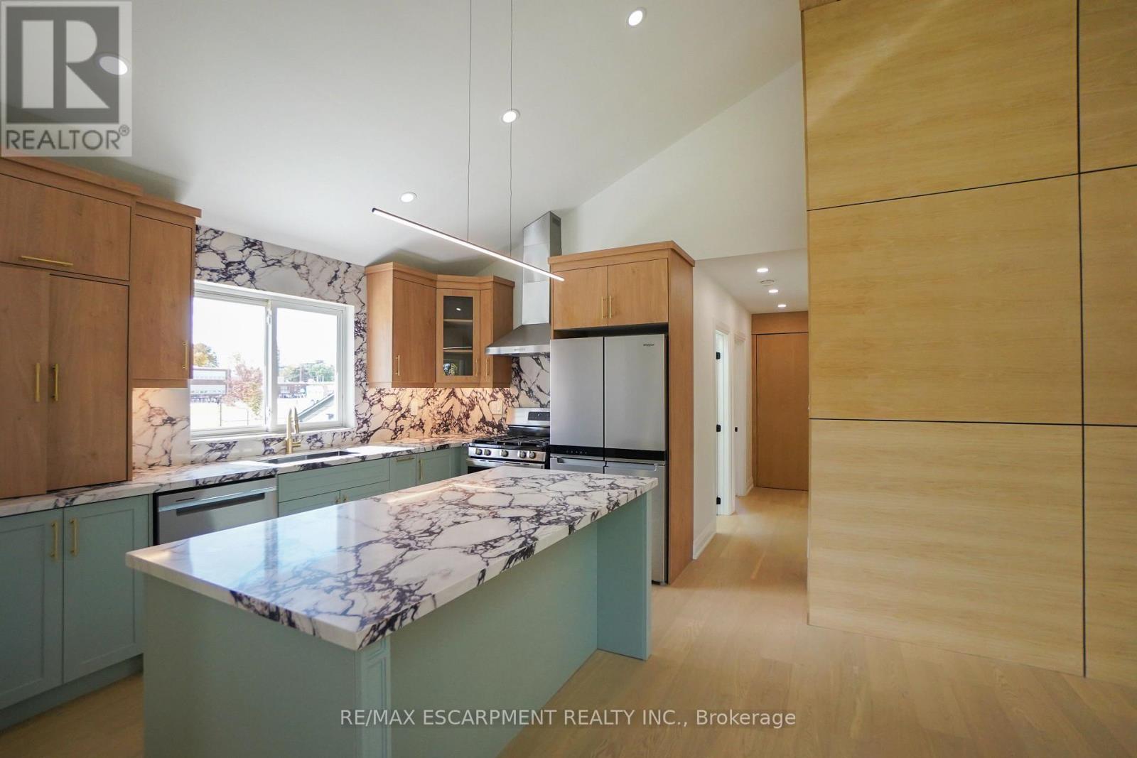 136 Warren Avenue, Hamilton, ON photo 9