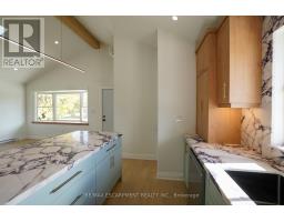 Laundry room - 136 Warren Avenue, Hamilton, ON L9A3E1 Photo 16