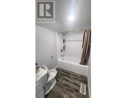 6447 Ash Street, Niagara Falls, ON L2G2H4 Photo 10