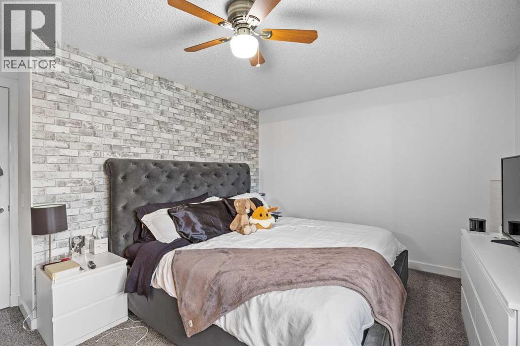 2320 woodview Drive SW, Calgary — photo 28