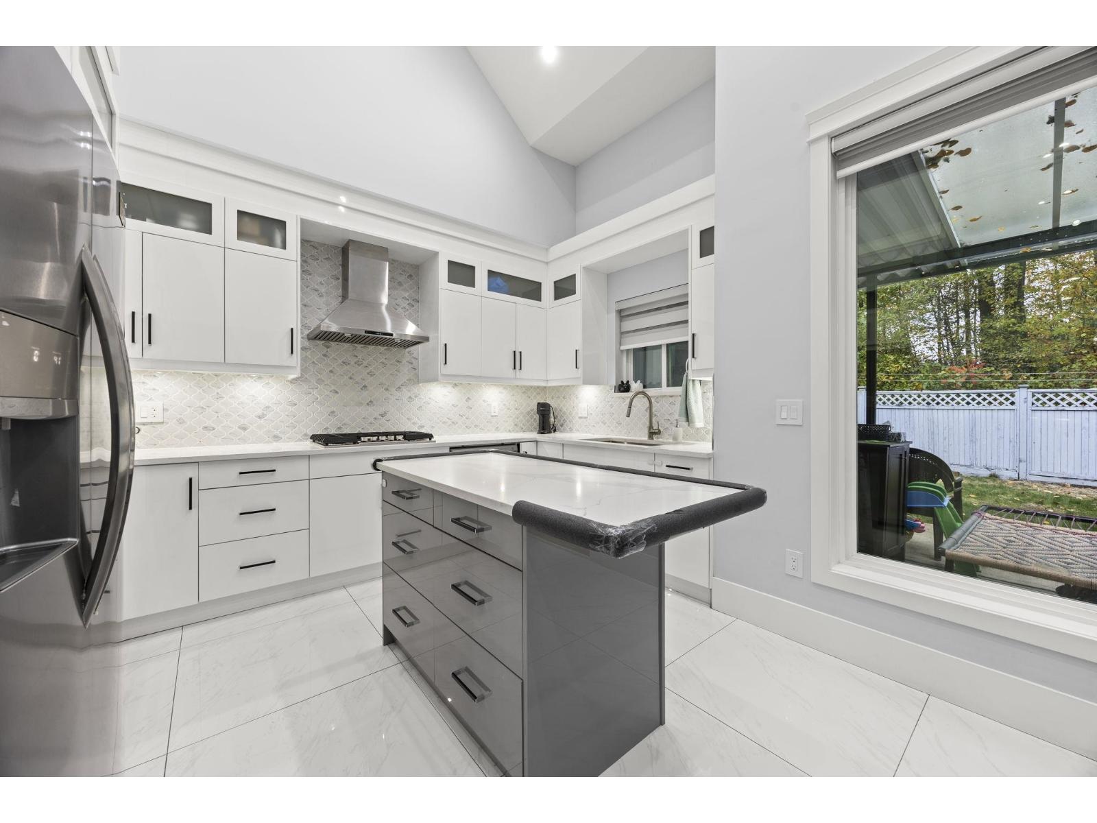 12973 Glengarry Crescent, Surrey — photo 6