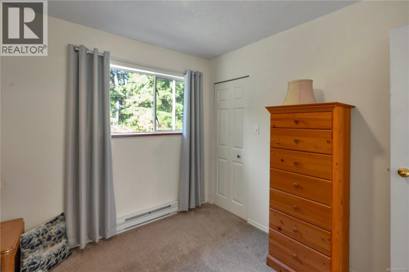 1492 Hyacinthe Bay Rd - 35