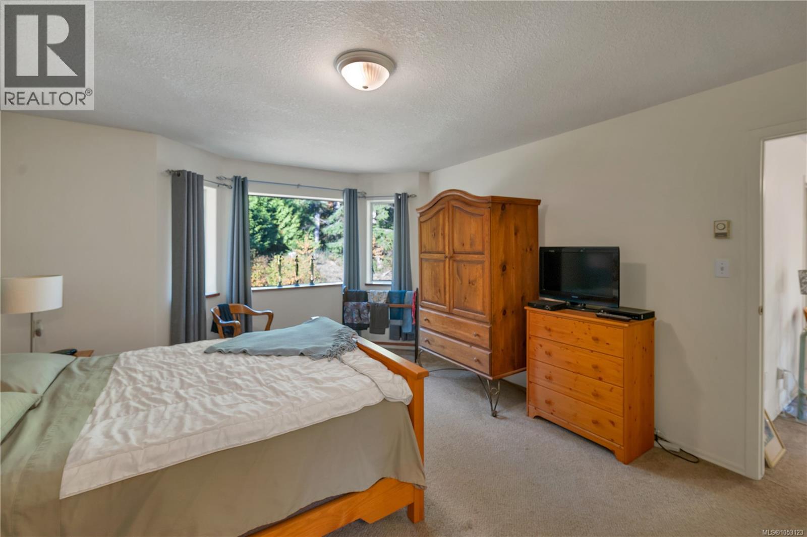 1492 Hyacinthe Bay Rd - 39