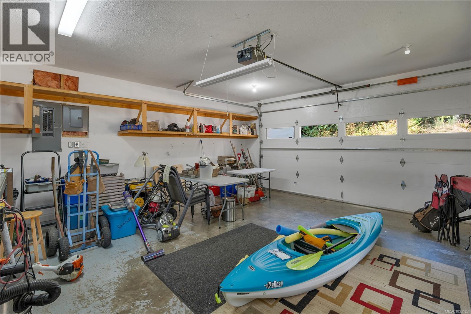1492 Hyacinthe Bay Rd - 44