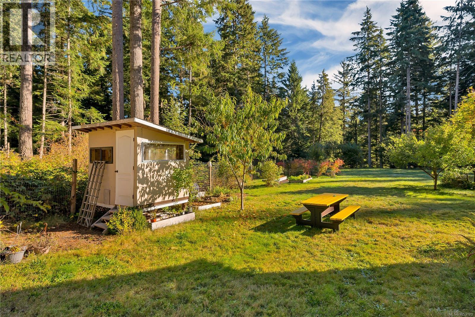 1492 Hyacinthe Bay Rd - 51
