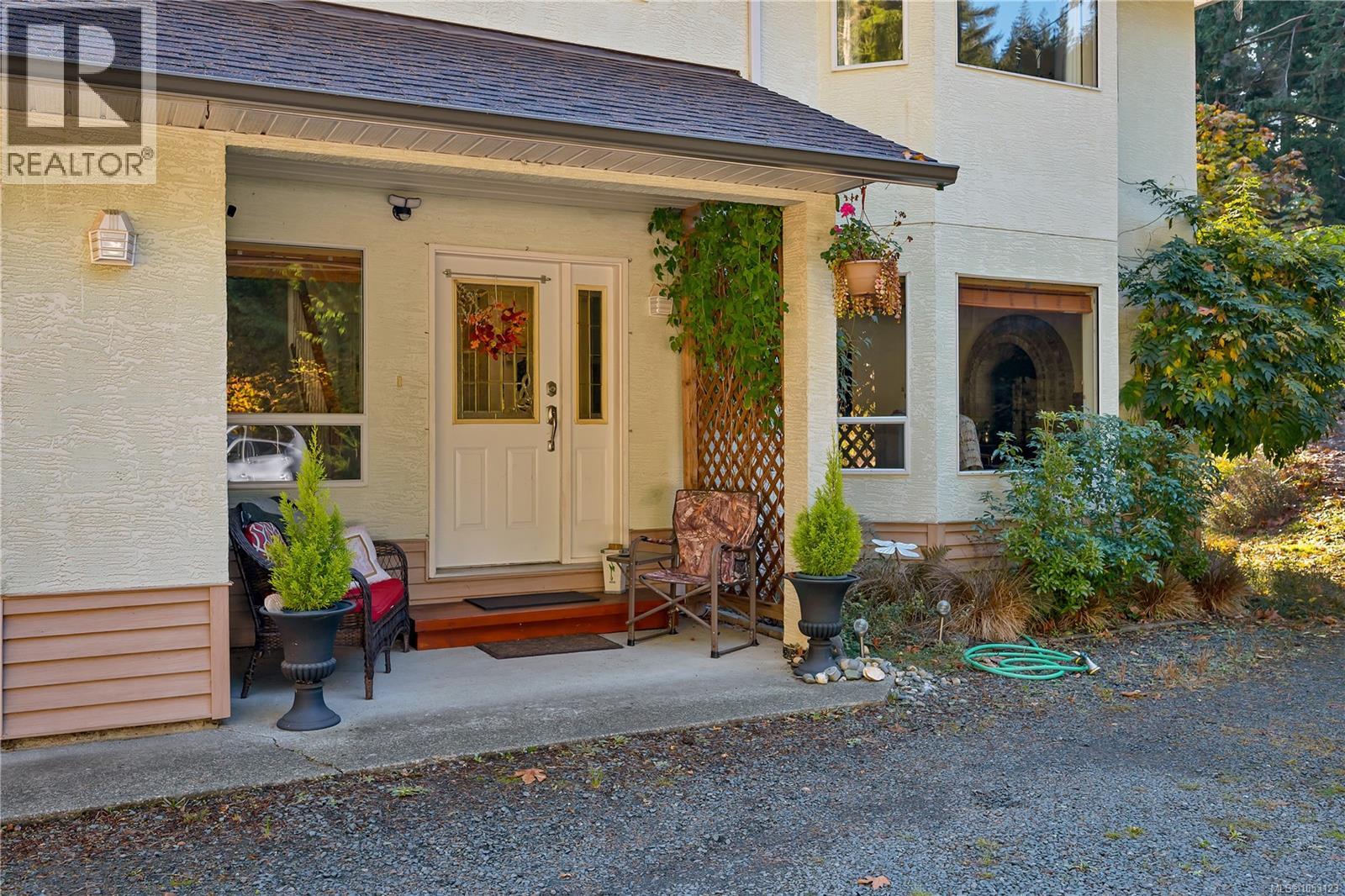 1492 Hyacinthe Bay Rd - 6