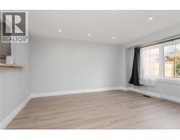 Dining room - 530 Parkview Crescent, Cambridge, ON N3H4X7 Photo 9
