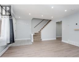 530 Parkview Crescent, Cambridge, ON N3H4X7 Photo 11