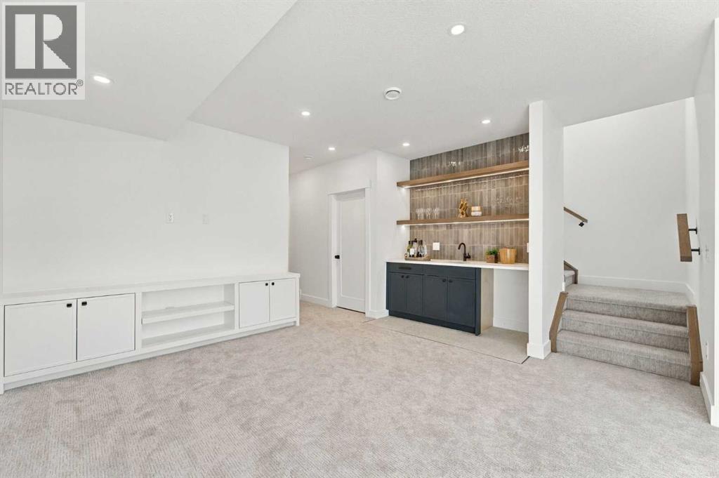 4918 21 Avenue NW, Calgary — photo 31