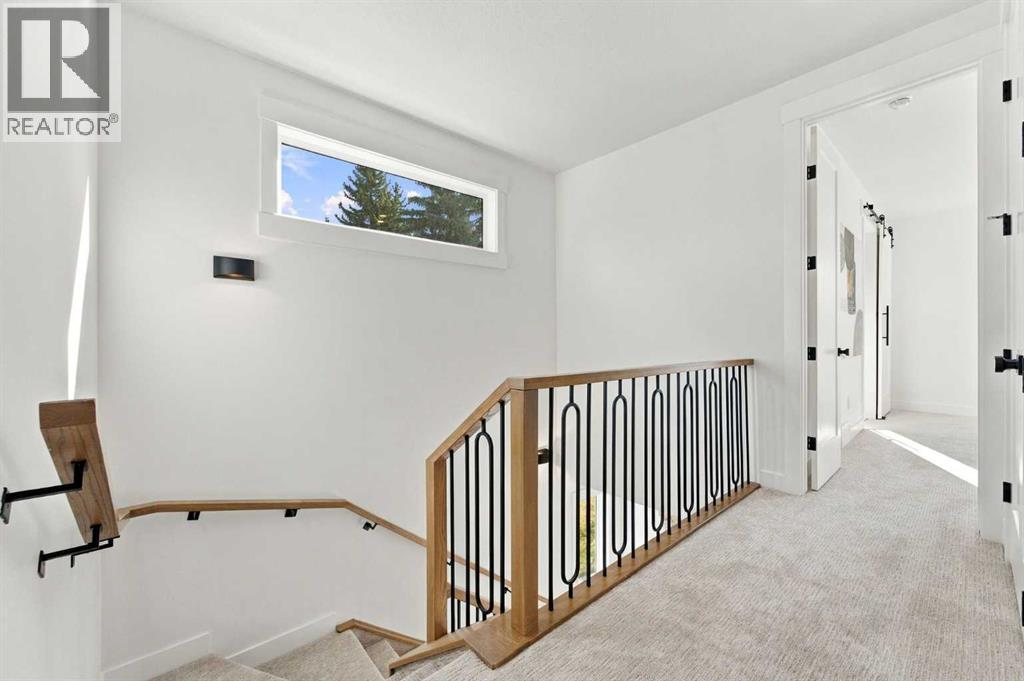 4918 21 Avenue NW, Calgary — photo 17