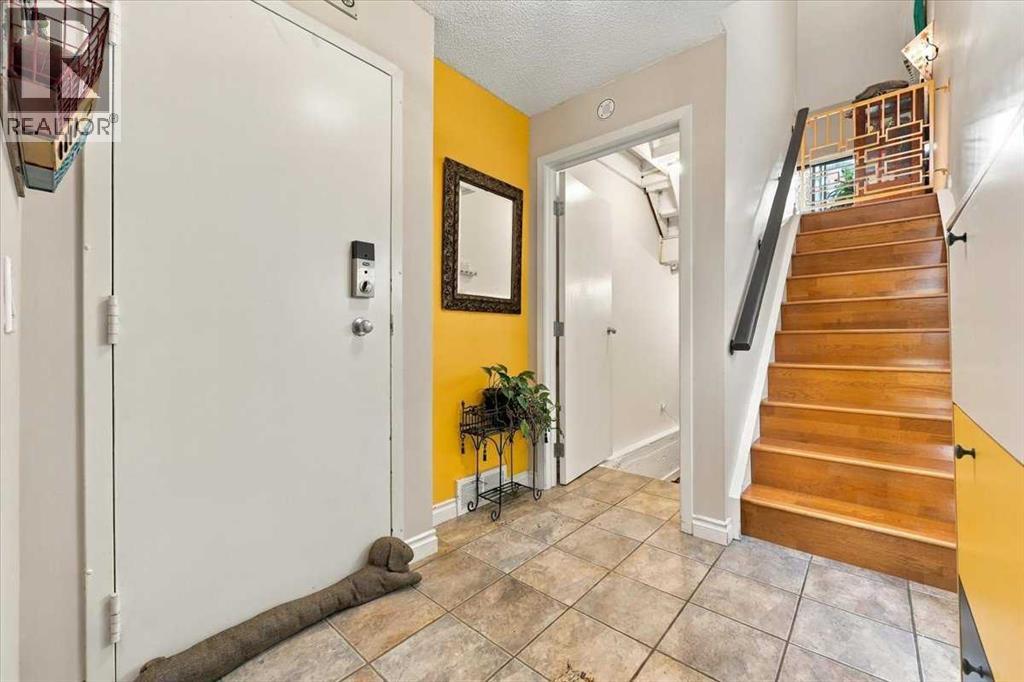 512 Point Mckay Grove NW, Calgary — photo 7