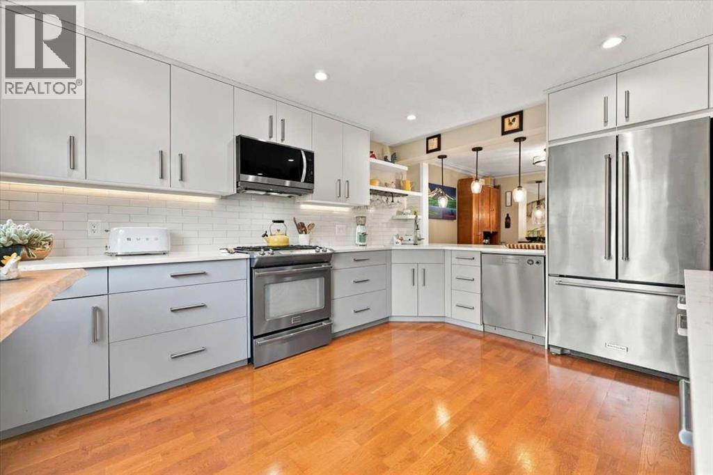512 Point Mckay Grove NW, Calgary — photo 20