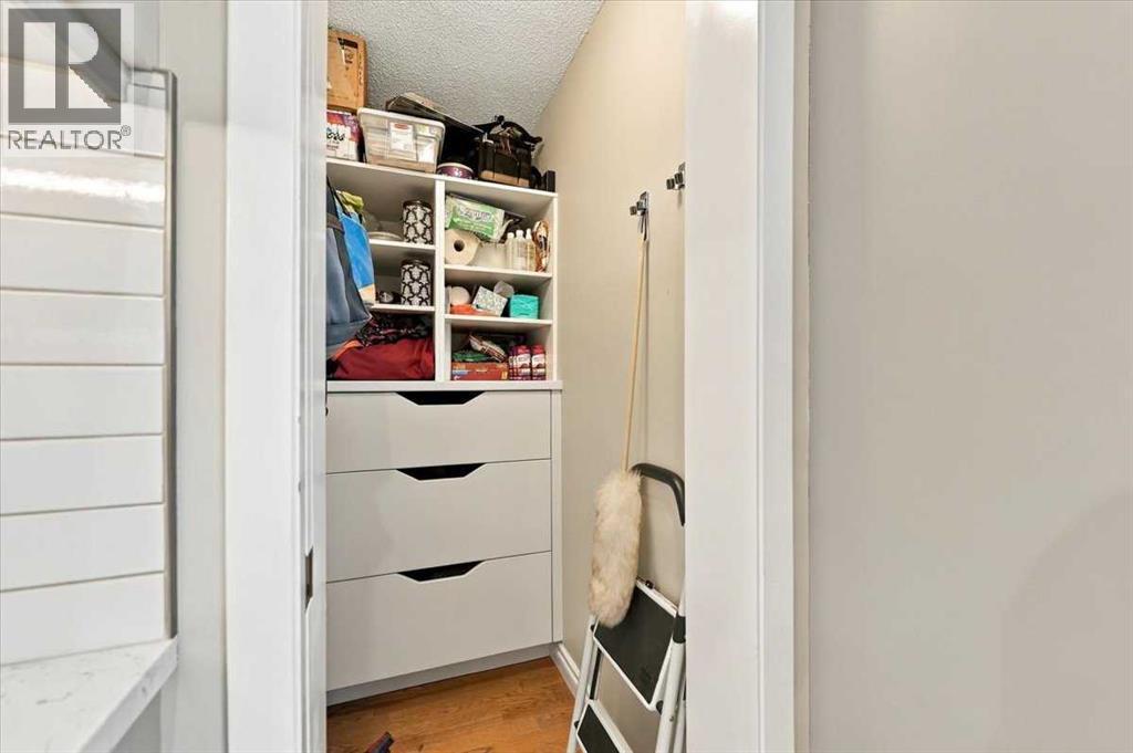 512 Point Mckay Grove NW, Calgary — photo 25