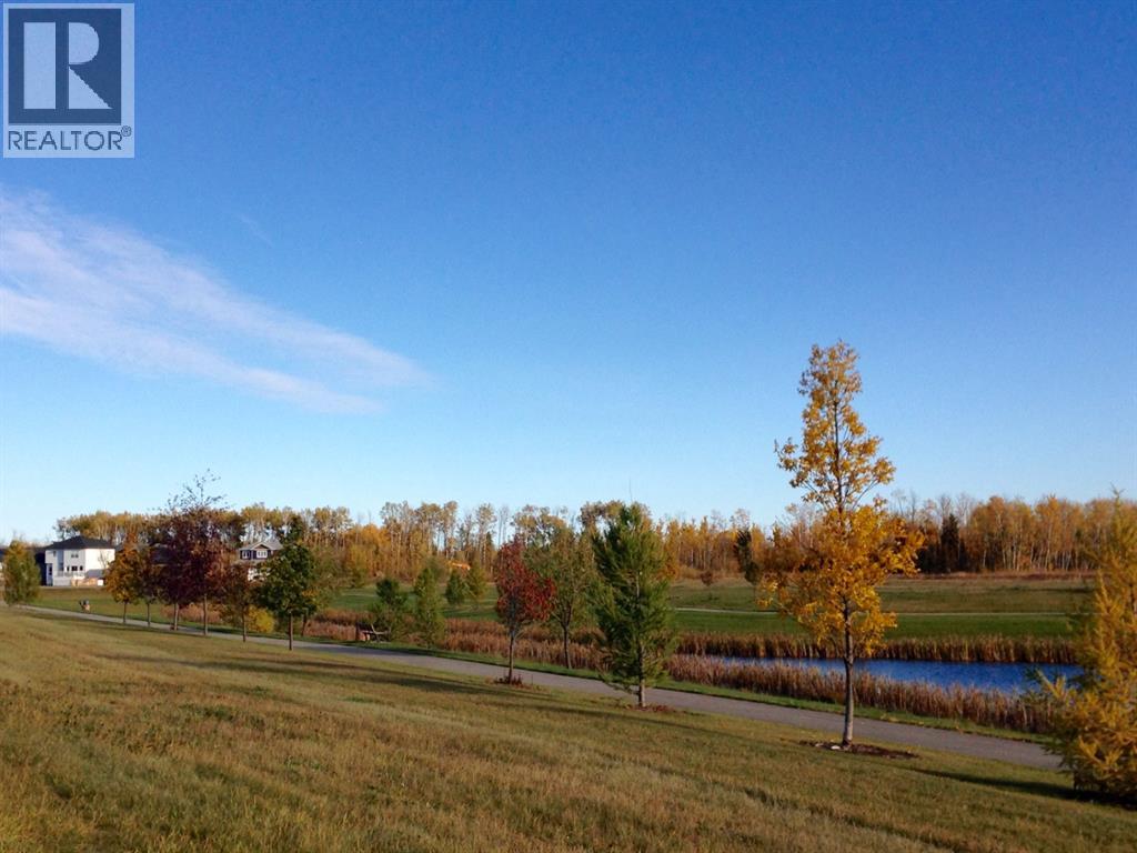 On 106 Street, Grande Prairie — photo 3