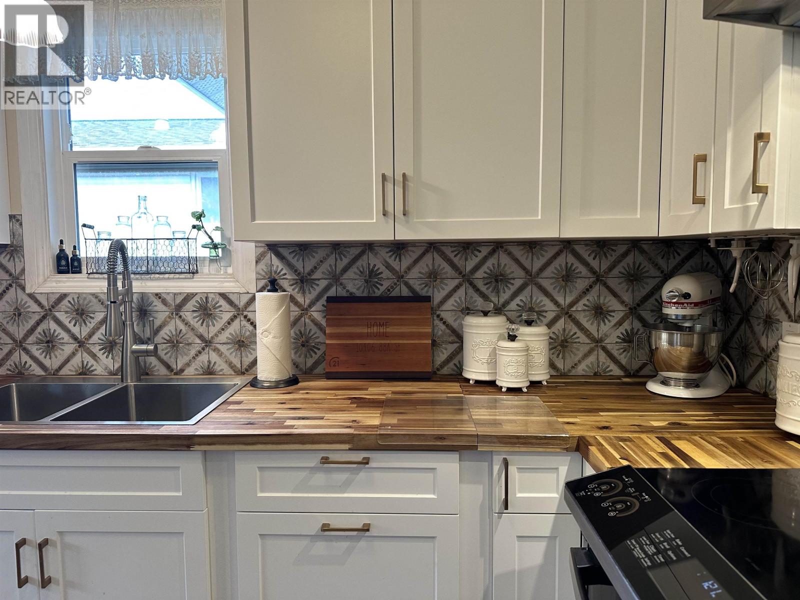10406 88A STREET - 11