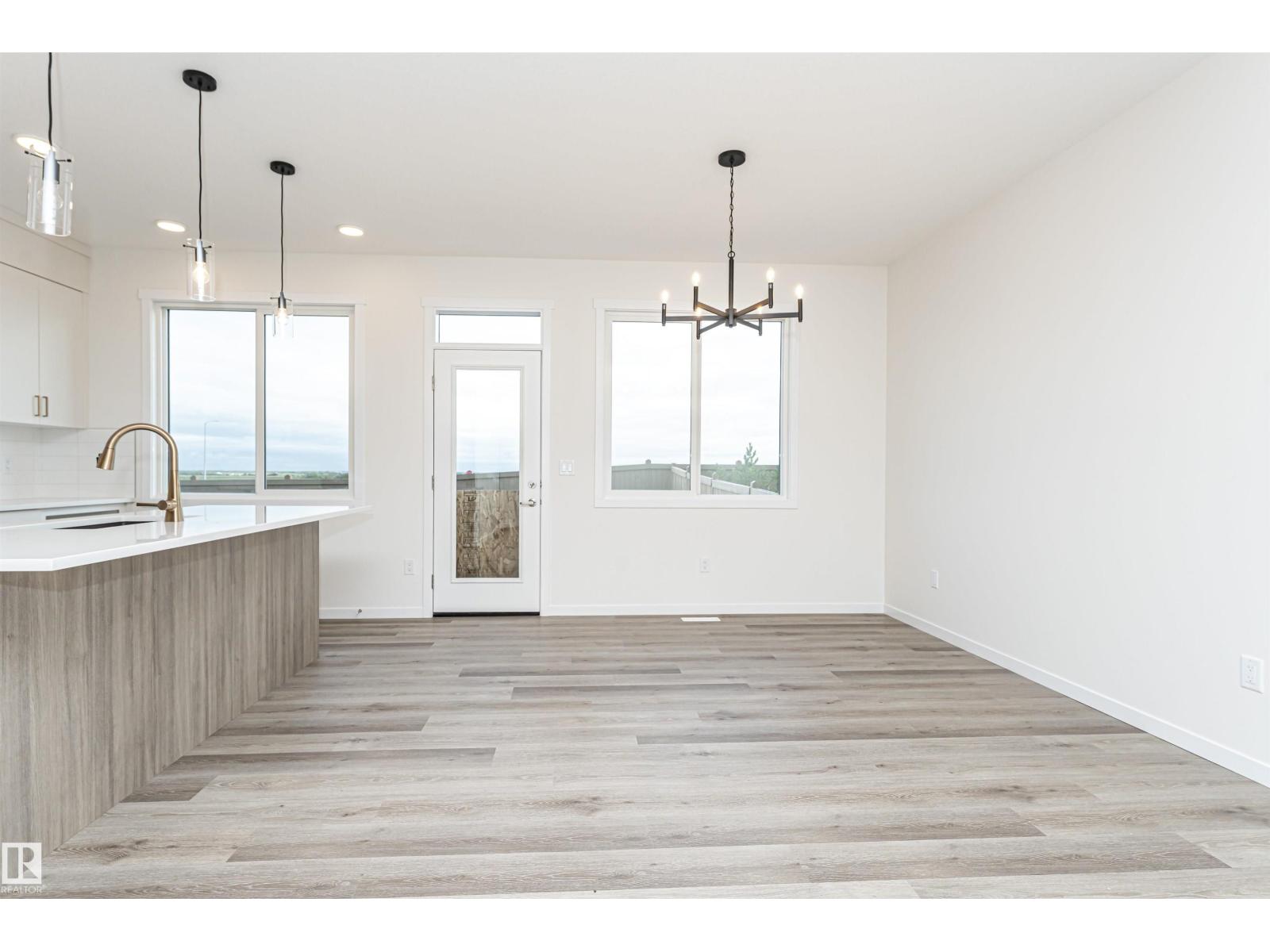 6276 180 AV NW, Edmonton — photo 10