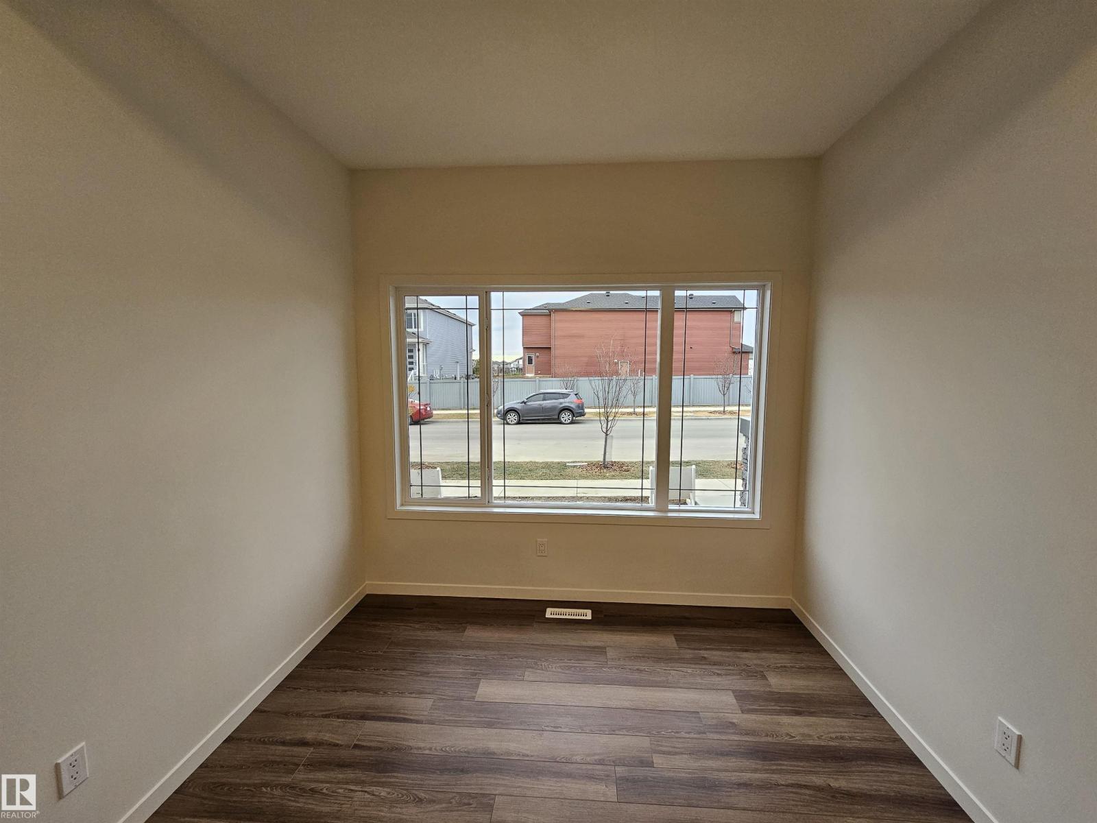 3605 Triomphe BV, Beaumont — photo 5