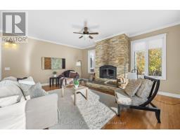 12921 Highway 7, Lanark Highlands, ON K7C0C5 Photo 14