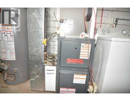 104 Railway Avenue E, Carseland, AB T0J0M0 Photo 16