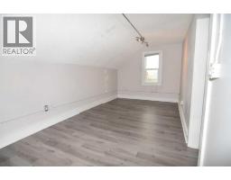 104 Railway Avenue E, Carseland, AB T0J0M0 Photo 9