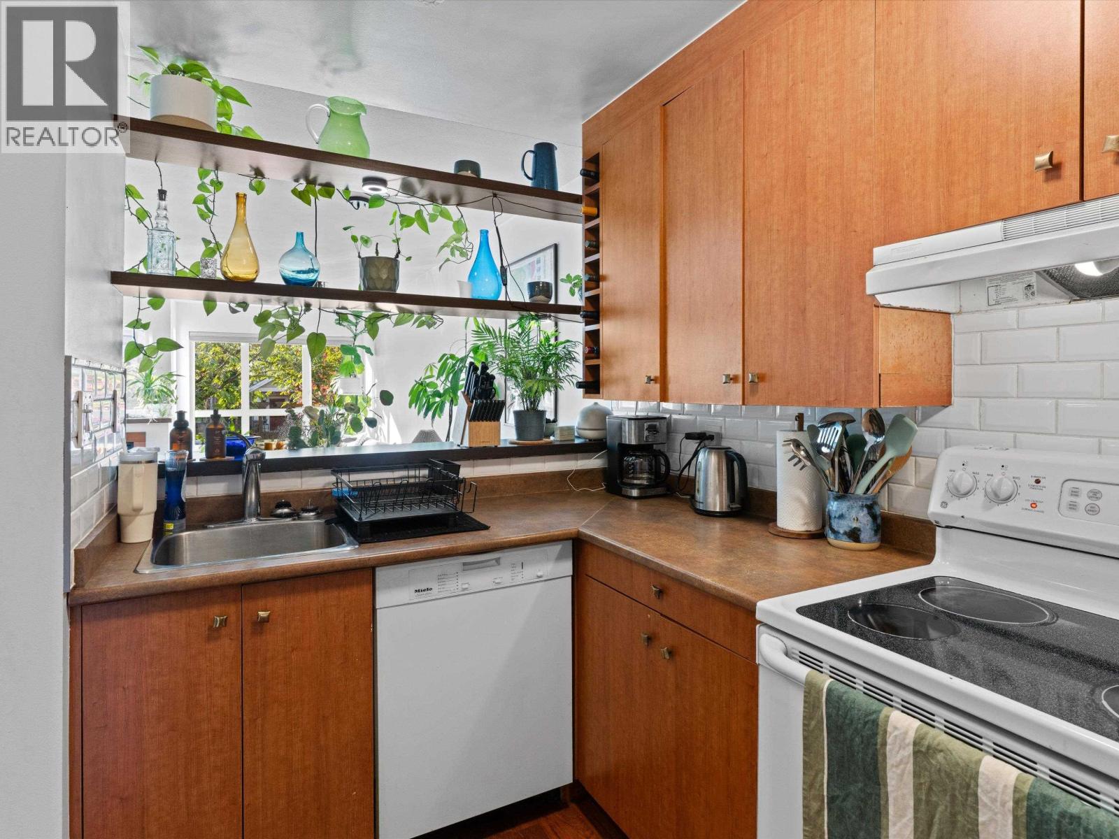 204 1623 E 2nd Avenue, Vancouver — photo 10