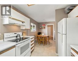 806 Roche Point Drive, North Vancouver, BC V7H2T8 Photo 20