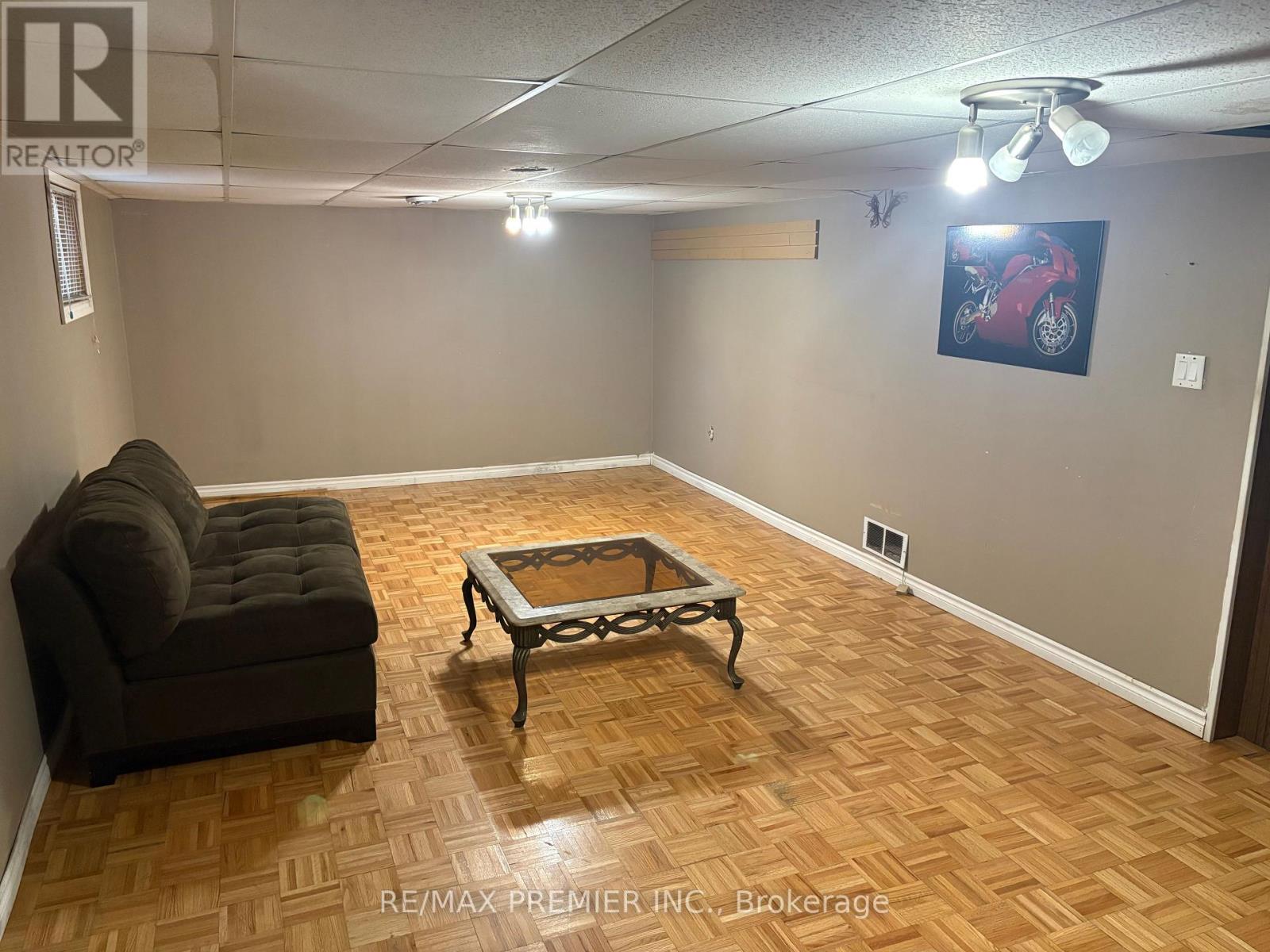 50 DEEVALE ROAD - 12