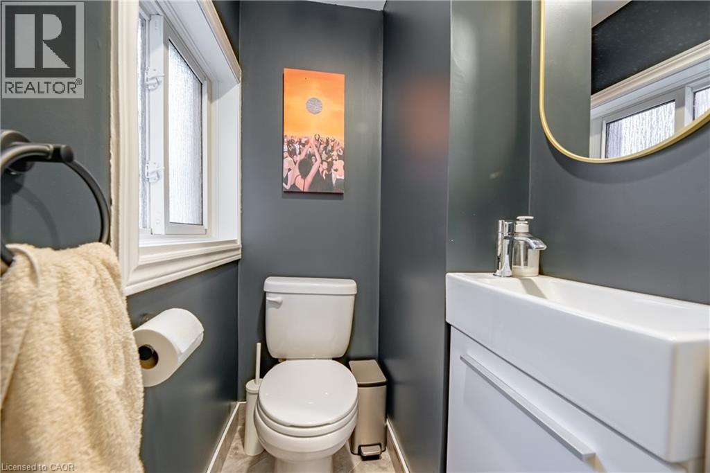 316 BOLD Street - 11