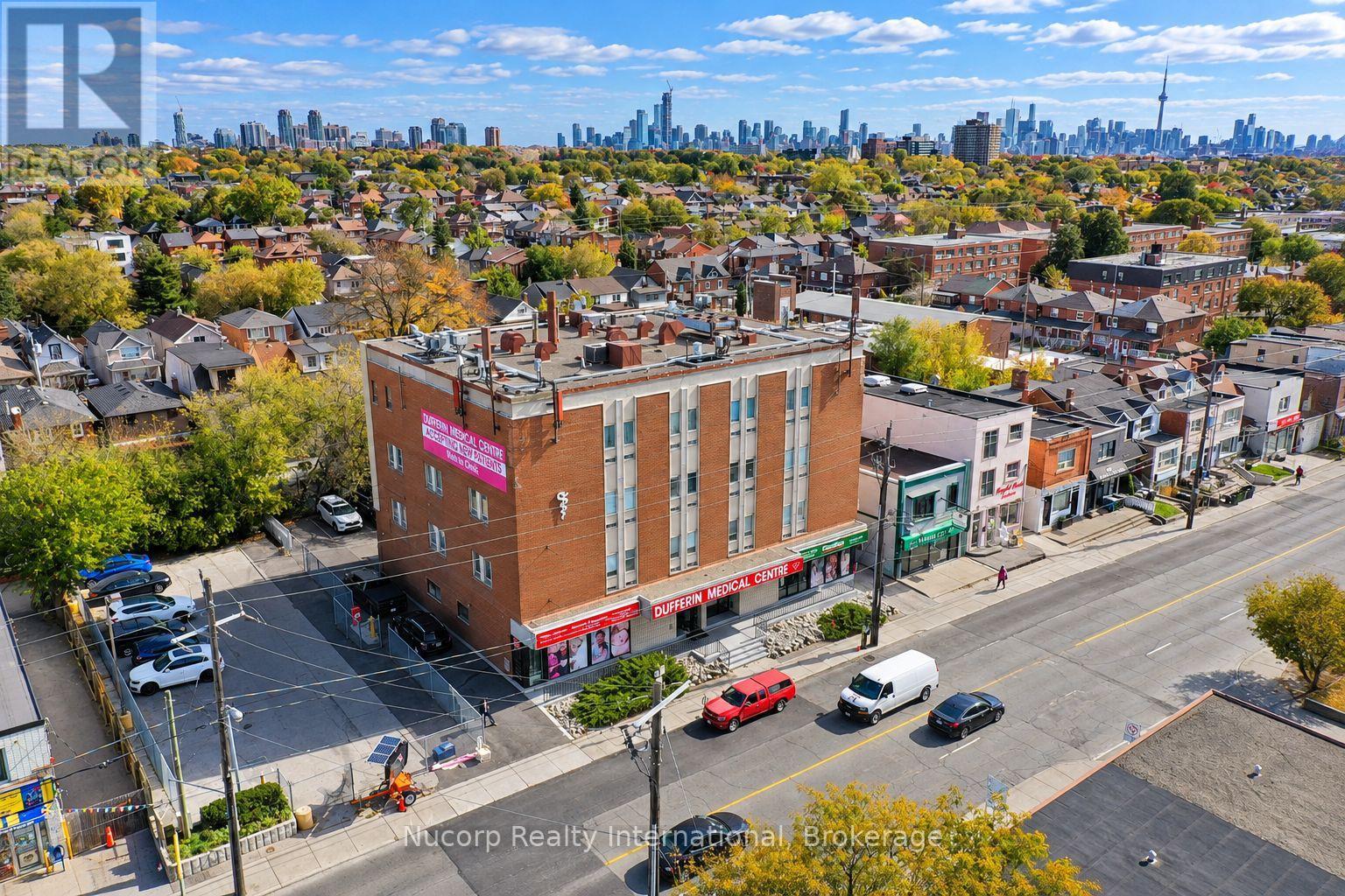 303 - 2045 Dufferin Street, Toronto