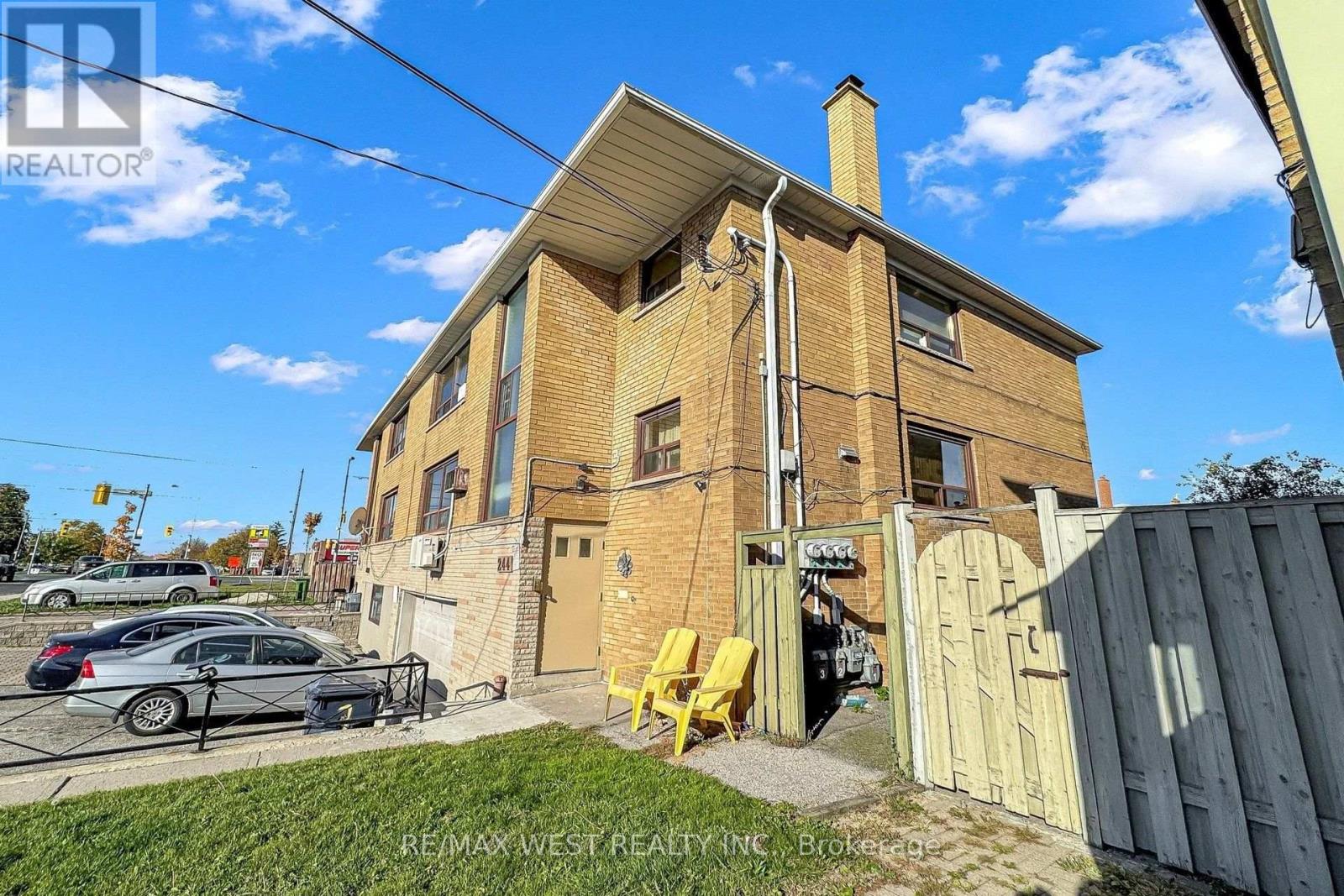 Photo of 244 Overbrook Place