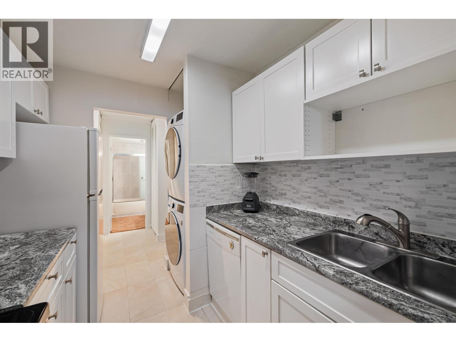 106 9880 Manchester Drive, Burnaby — photo 7