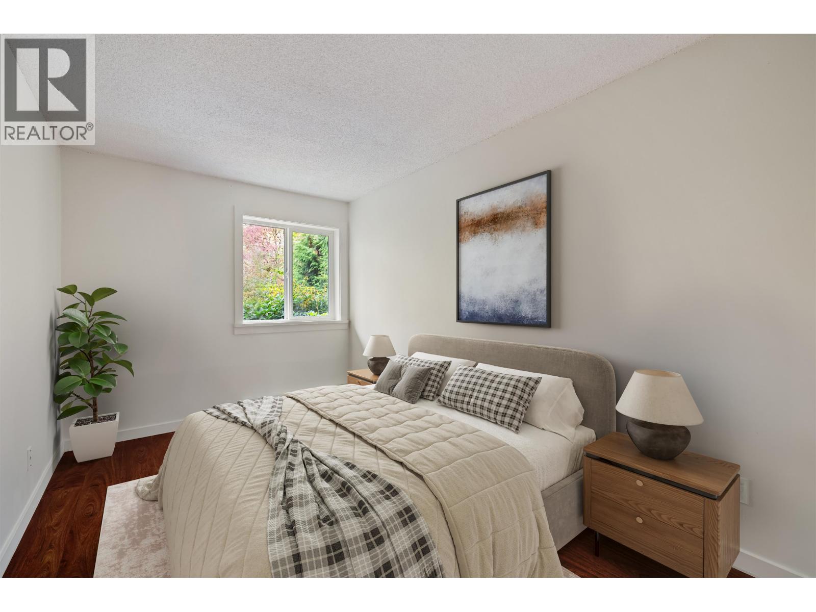 106 9880 Manchester Drive, Burnaby — photo 13