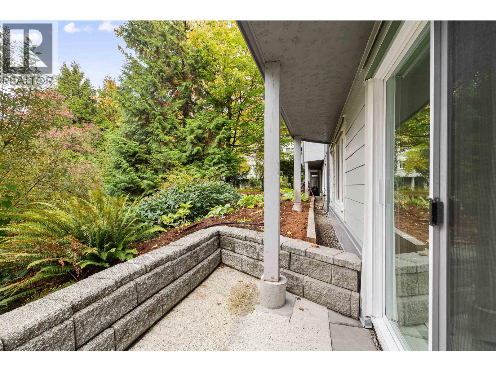 106 9880 Manchester Drive, Burnaby — photo 17