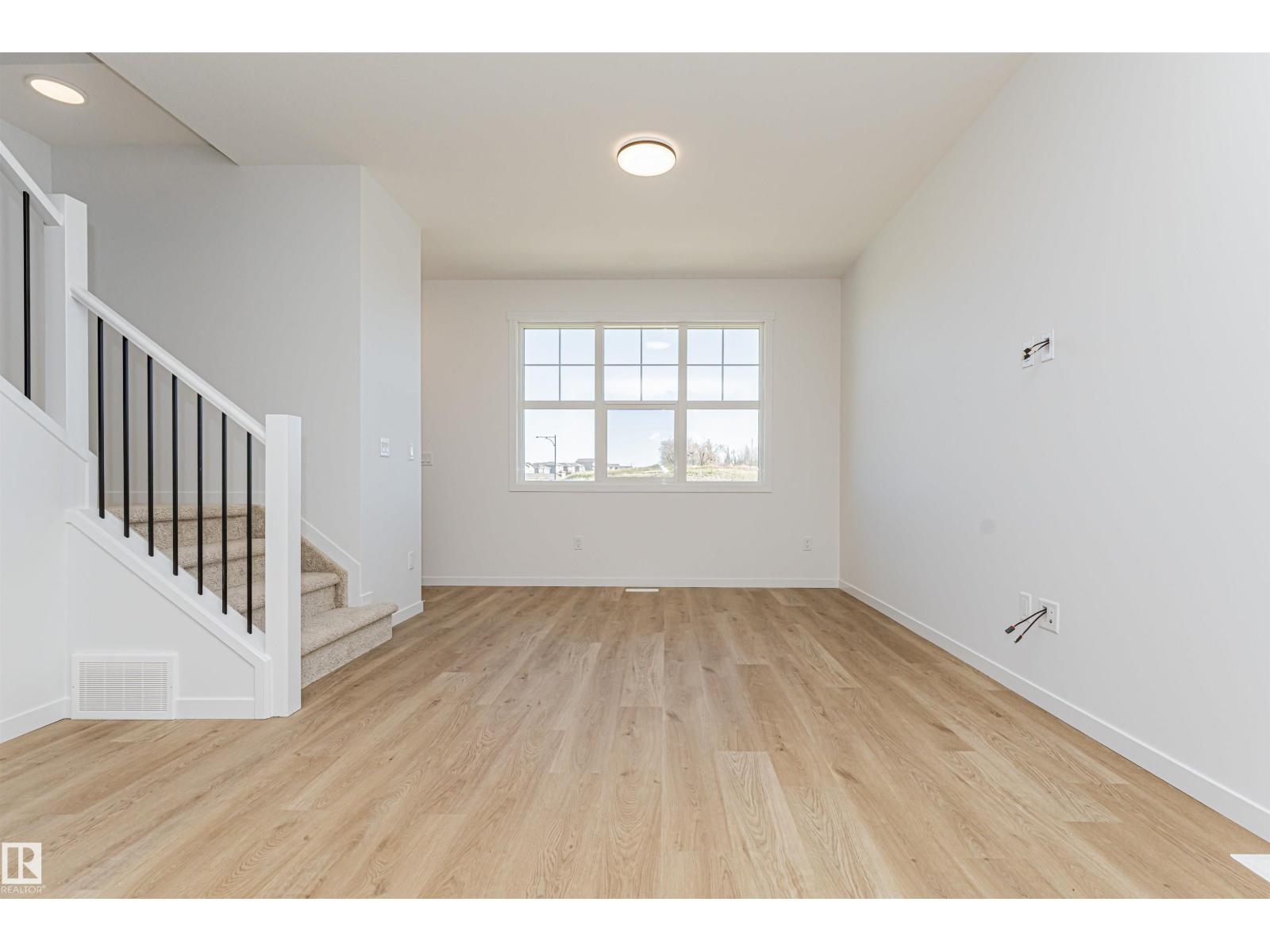 3896 Wren CR NW, Edmonton — photo 11