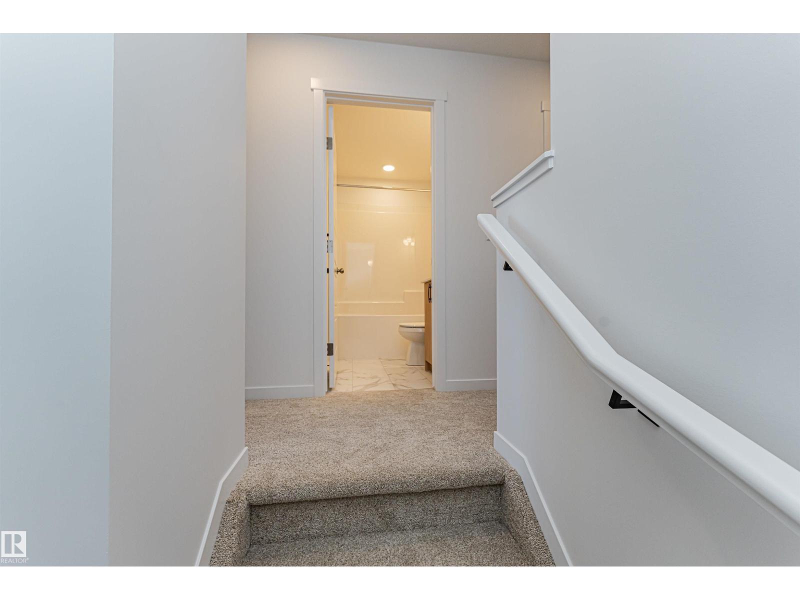 3896 Wren CR NW, Edmonton — photo 13