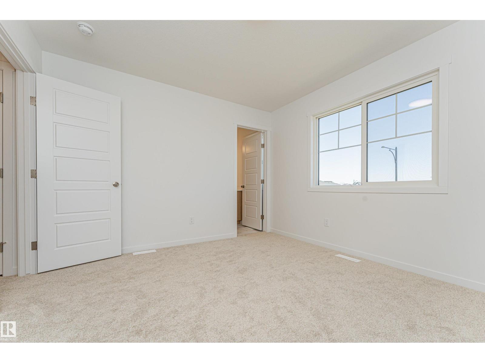 3896 Wren CR NW, Edmonton — photo 16