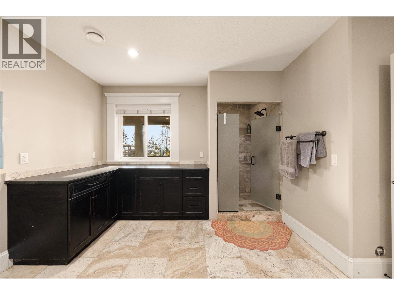  5500 Rockface Road, Kelowna