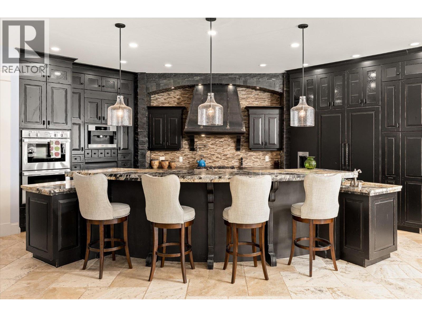  5500 Rockface Road, Kelowna