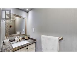 Bedroom 2 - 125 Longwater Chase, Markham, ON L3R4A9 Photo 8