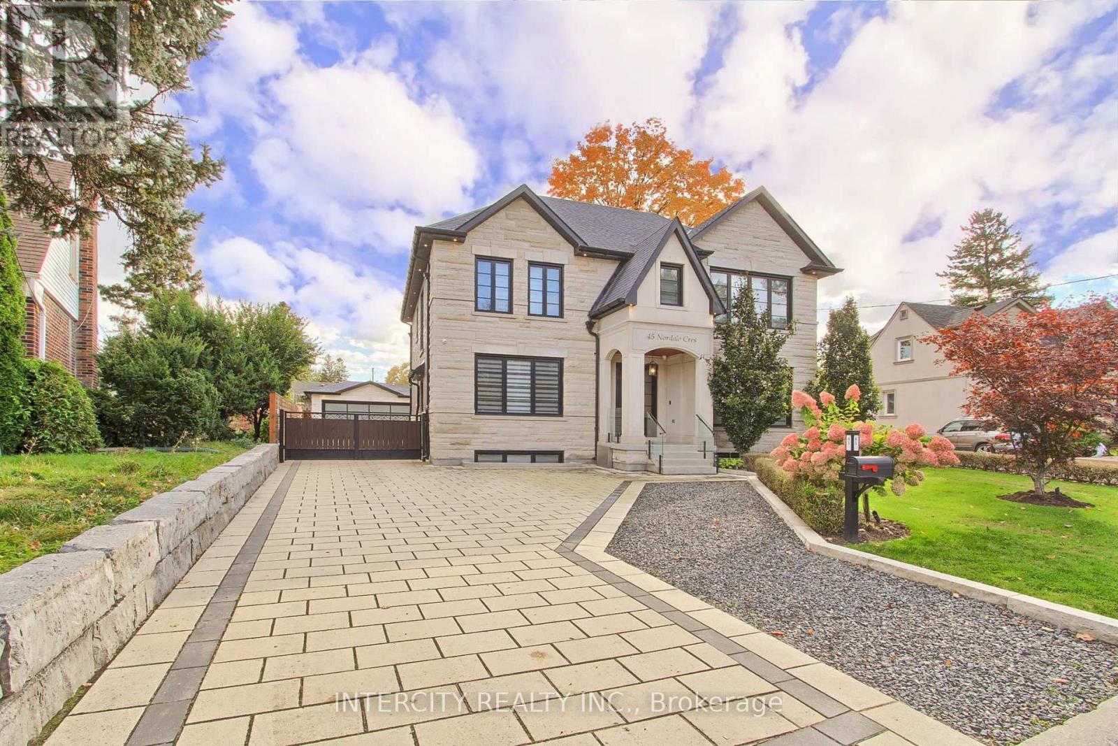 Photo of 45 NORDALE CRESCENT