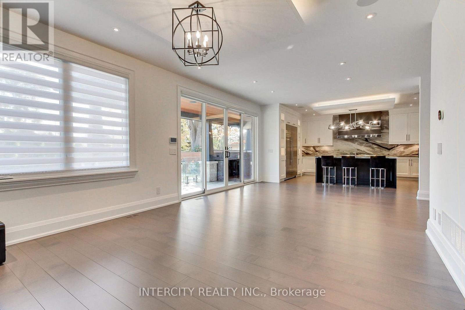 45 Nordale Crescent, Toronto, ON photo 22