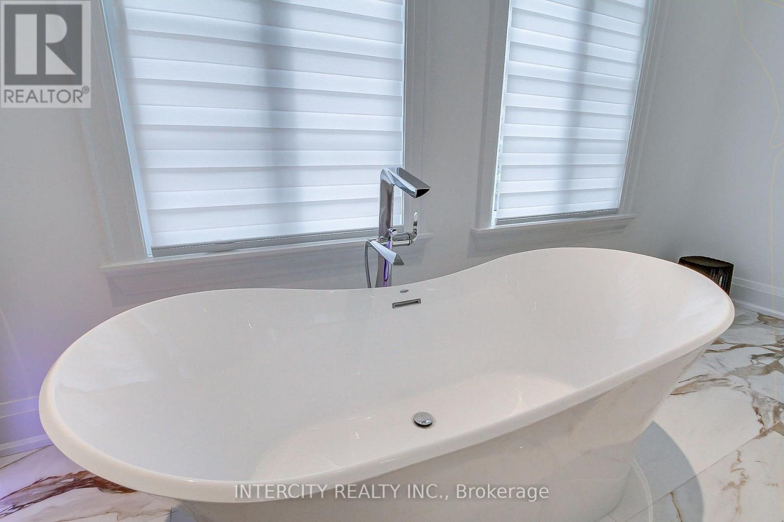 45 Nordale Crescent, Toronto, ON photo 30