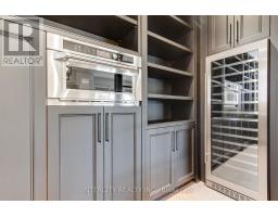 45 Nordale Crescent, Toronto, ON M6M2Z9 Photo 18