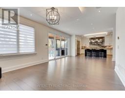 45 Nordale Crescent, Toronto, ON M6M2Z9 Photo 22