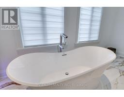 45 Nordale Crescent, Toronto, ON M6M2Z9 Photo 30