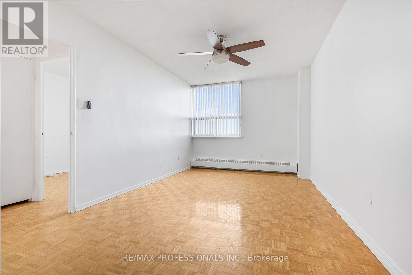 1102- 451 The West Mall Drive, Toronto, ON photo 13