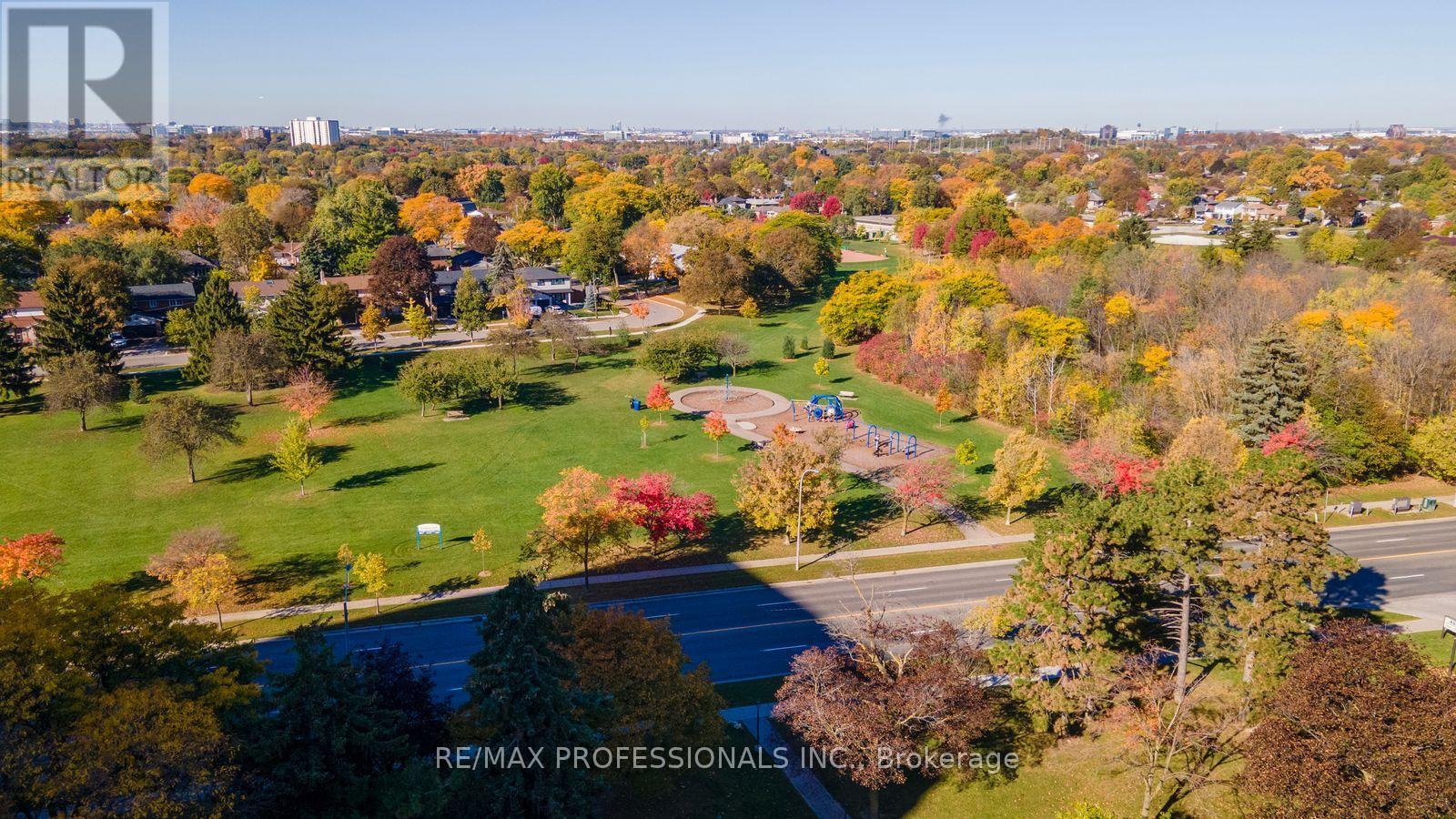 1102- 451 The West Mall Drive, Toronto, ON photo 31