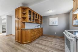 1041 Mcleod Avenue, Winnipeg, MB R2G2L1 Photo 14