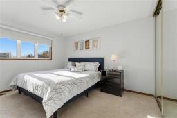 1041 Mcleod Avenue, Winnipeg, MB R2G2L1 Photo 18
