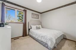 1041 Mcleod Avenue, Winnipeg, MB R2G2L1 Photo 20
